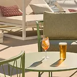 Indigo By Ihg (adults Only) 호텔