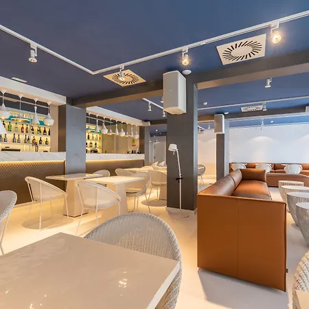 Indigo By Ihg (adults Only) ホテル 4*