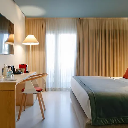 Indigo By Ihg (adults Only) 알부페이라
