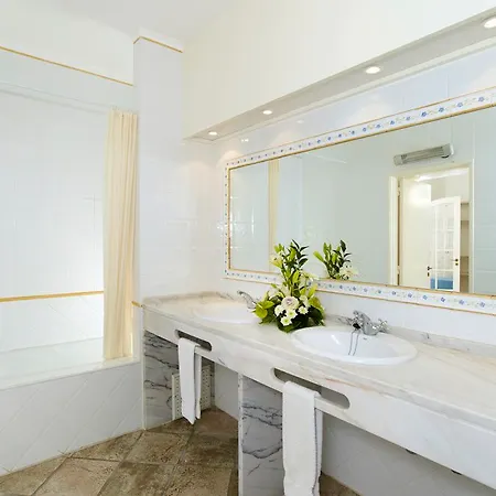 Hotel Indigo By Ihg (adults Only) Albufeira