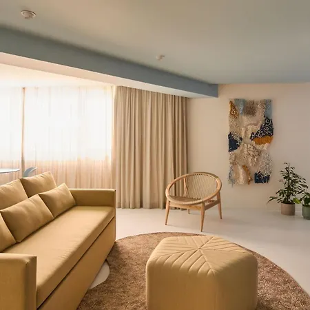 Indigo By Ihg (adults Only) 4* 알부페이라