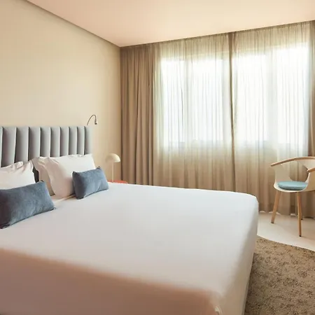 Отель Indigo By Ihg (adults Only) Албуфейра