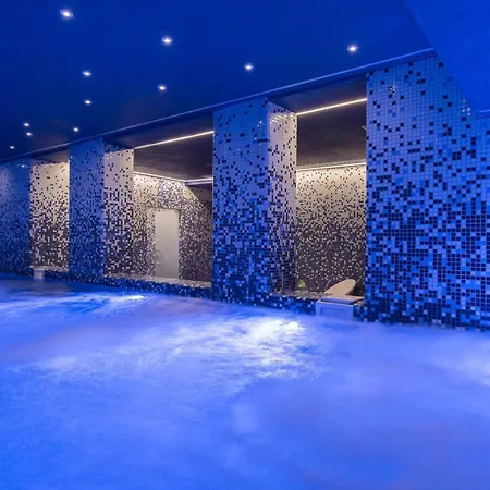 Indigo By Ihg (adults Only) Отель Албуфейра