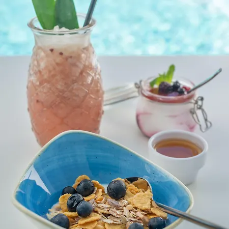 Отель Indigo By Ihg (adults Only) Албуфейра