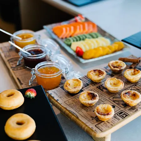 Hotel Indigo By Ihg (adults Only)