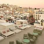 Indigo By Ihg (adults Only) Szálloda Albufeira